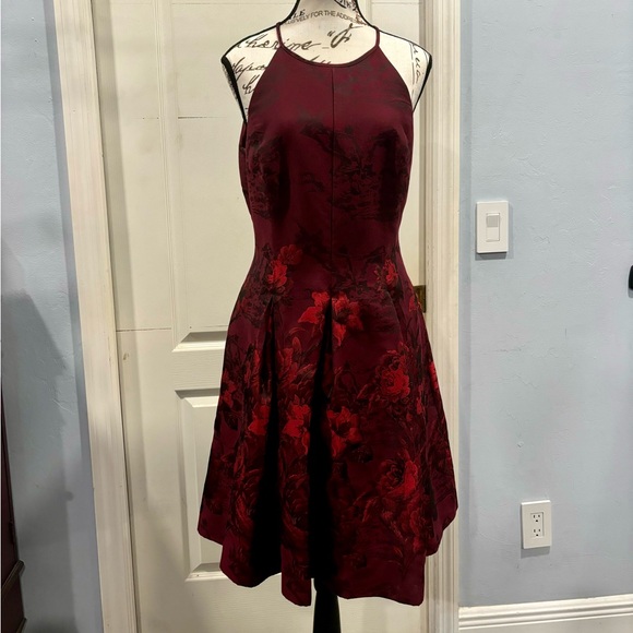 WHBM Red Dress Size 4 - Picture 1 of 6
